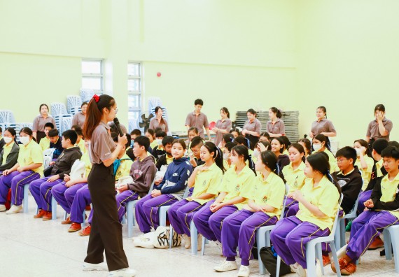 ภาพกิจกรรม  คณะวิทยาศาสตร์และเทคโนโลยี ร่วมกับโรงเรียนสรรพวิทยาคม จัดโครงการพัฒนาการจัดการเรียนการสอนในห้องเรียนพิเศษวิทยาศาสตร์ คณิตศาสตร์ เข้มข้น (ISM)