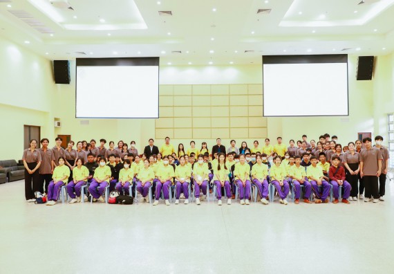 ภาพกิจกรรม  คณะวิทยาศาสตร์และเทคโนโลยี ร่วมกับโรงเรียนสรรพวิทยาคม จัดโครงการพัฒนาการจัดการเรียนการสอนในห้องเรียนพิเศษวิทยาศาสตร์ คณิตศาสตร์ เข้มข้น (ISM)