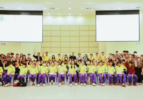 ภาพกิจกรรม  คณะวิทยาศาสตร์และเทคโนโลยี ร่วมกับโรงเรียนสรรพวิทยาคม จัดโครงการพัฒนาการจัดการเรียนการสอนในห้องเรียนพิเศษวิทยาศาสตร์ คณิตศาสตร์ เข้มข้น (ISM)