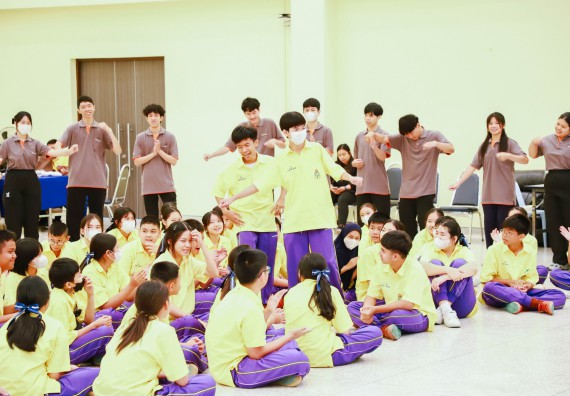 ภาพกิจกรรม  คณะวิทยาศาสตร์และเทคโนโลยี ร่วมกับโรงเรียนสรรพวิทยาคม จัดโครงการพัฒนาการจัดการเรียนการสอนในห้องเรียนพิเศษวิทยาศาสตร์ คณิตศาสตร์ เข้มข้น (ISM)