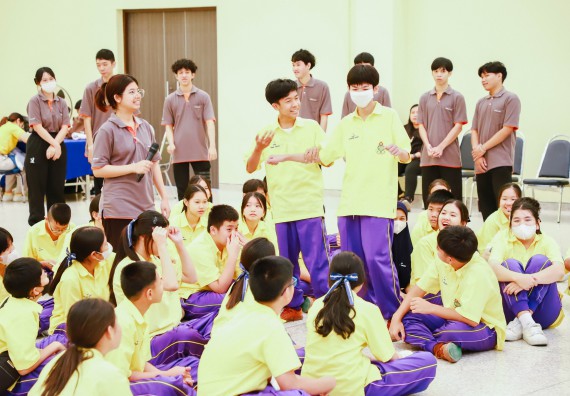 ภาพกิจกรรม  คณะวิทยาศาสตร์และเทคโนโลยี ร่วมกับโรงเรียนสรรพวิทยาคม จัดโครงการพัฒนาการจัดการเรียนการสอนในห้องเรียนพิเศษวิทยาศาสตร์ คณิตศาสตร์ เข้มข้น (ISM)