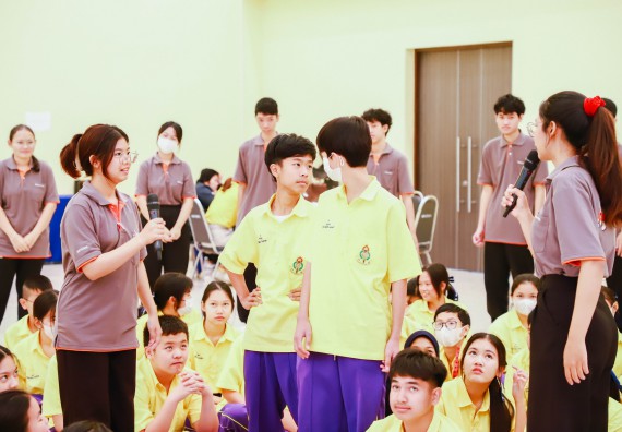 ภาพกิจกรรม  คณะวิทยาศาสตร์และเทคโนโลยี ร่วมกับโรงเรียนสรรพวิทยาคม จัดโครงการพัฒนาการจัดการเรียนการสอนในห้องเรียนพิเศษวิทยาศาสตร์ คณิตศาสตร์ เข้มข้น (ISM)