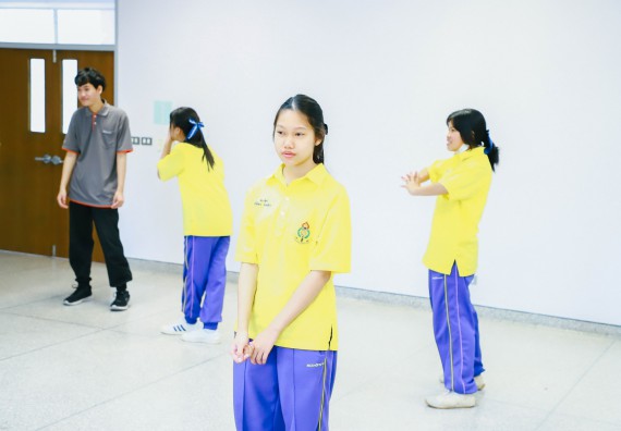 ภาพกิจกรรม  คณะวิทยาศาสตร์และเทคโนโลยี ร่วมกับโรงเรียนสรรพวิทยาคม จัดโครงการพัฒนาการจัดการเรียนการสอนในห้องเรียนพิเศษวิทยาศาสตร์ คณิตศาสตร์ เข้มข้น (ISM)