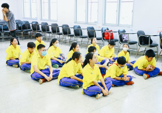 ภาพกิจกรรม  คณะวิทยาศาสตร์และเทคโนโลยี ร่วมกับโรงเรียนสรรพวิทยาคม จัดโครงการพัฒนาการจัดการเรียนการสอนในห้องเรียนพิเศษวิทยาศาสตร์ คณิตศาสตร์ เข้มข้น (ISM)