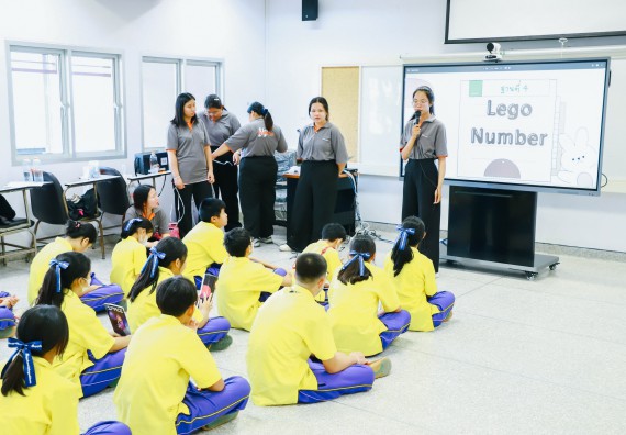 ภาพกิจกรรม  คณะวิทยาศาสตร์และเทคโนโลยี ร่วมกับโรงเรียนสรรพวิทยาคม จัดโครงการพัฒนาการจัดการเรียนการสอนในห้องเรียนพิเศษวิทยาศาสตร์ คณิตศาสตร์ เข้มข้น (ISM)