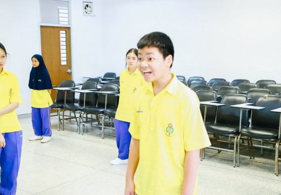 ภาพกิจกรรม  คณะวิทยาศาสตร์และเทคโนโลยี ร่วมกับโรงเรียนสรรพวิทยาคม จัดโครงการพัฒนาการจัดการเรียนการสอนในห้องเรียนพิเศษวิทยาศาสตร์ คณิตศาสตร์ เข้มข้น (ISM)