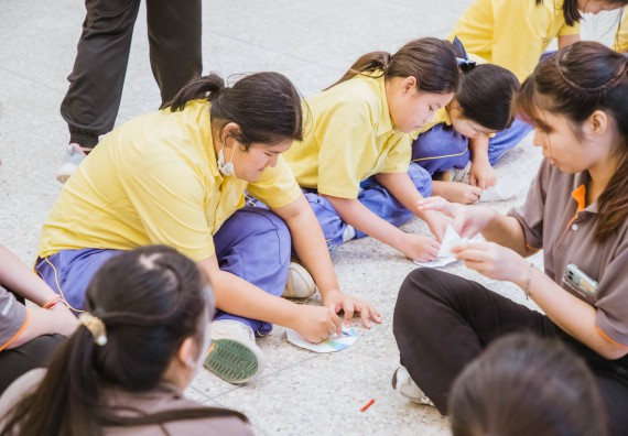 ภาพกิจกรรม  คณะวิทยาศาสตร์และเทคโนโลยี ร่วมกับโรงเรียนสรรพวิทยาคม จัดโครงการพัฒนาการจัดการเรียนการสอนในห้องเรียนพิเศษวิทยาศาสตร์ คณิตศาสตร์ เข้มข้น (ISM)