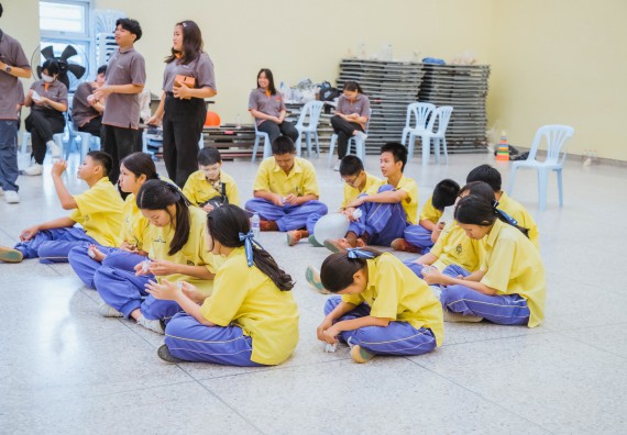 ภาพกิจกรรม  คณะวิทยาศาสตร์และเทคโนโลยี ร่วมกับโรงเรียนสรรพวิทยาคม จัดโครงการพัฒนาการจัดการเรียนการสอนในห้องเรียนพิเศษวิทยาศาสตร์ คณิตศาสตร์ เข้มข้น (ISM)