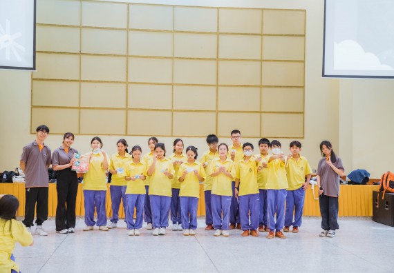 ภาพกิจกรรม  คณะวิทยาศาสตร์และเทคโนโลยี ร่วมกับโรงเรียนสรรพวิทยาคม จัดโครงการพัฒนาการจัดการเรียนการสอนในห้องเรียนพิเศษวิทยาศาสตร์ คณิตศาสตร์ เข้มข้น (ISM)