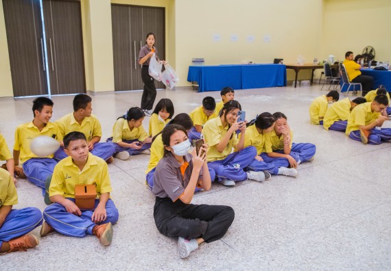 ภาพกิจกรรม  คณะวิทยาศาสตร์และเทคโนโลยี ร่วมกับโรงเรียนสรรพวิทยาคม จัดโครงการพัฒนาการจัดการเรียนการสอนในห้องเรียนพิเศษวิทยาศาสตร์ คณิตศาสตร์ เข้มข้น (ISM)