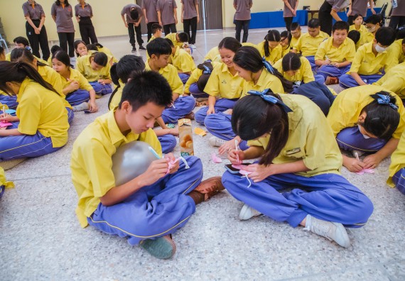ภาพกิจกรรม  คณะวิทยาศาสตร์และเทคโนโลยี ร่วมกับโรงเรียนสรรพวิทยาคม จัดโครงการพัฒนาการจัดการเรียนการสอนในห้องเรียนพิเศษวิทยาศาสตร์ คณิตศาสตร์ เข้มข้น (ISM)