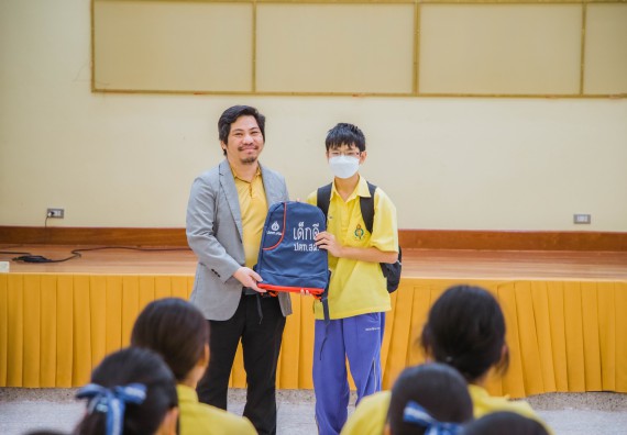 ภาพกิจกรรม  คณะวิทยาศาสตร์และเทคโนโลยี ร่วมกับโรงเรียนสรรพวิทยาคม จัดโครงการพัฒนาการจัดการเรียนการสอนในห้องเรียนพิเศษวิทยาศาสตร์ คณิตศาสตร์ เข้มข้น (ISM)