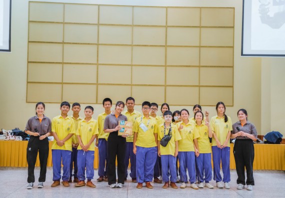 ภาพกิจกรรม  คณะวิทยาศาสตร์และเทคโนโลยี ร่วมกับโรงเรียนสรรพวิทยาคม จัดโครงการพัฒนาการจัดการเรียนการสอนในห้องเรียนพิเศษวิทยาศาสตร์ คณิตศาสตร์ เข้มข้น (ISM)