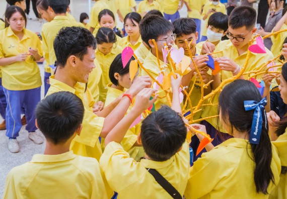 ภาพกิจกรรม  คณะวิทยาศาสตร์และเทคโนโลยี ร่วมกับโรงเรียนสรรพวิทยาคม จัดโครงการพัฒนาการจัดการเรียนการสอนในห้องเรียนพิเศษวิทยาศาสตร์ คณิตศาสตร์ เข้มข้น (ISM)