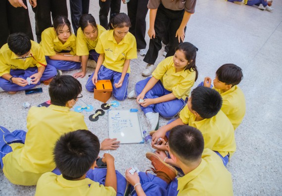 ภาพกิจกรรม  คณะวิทยาศาสตร์และเทคโนโลยี ร่วมกับโรงเรียนสรรพวิทยาคม จัดโครงการพัฒนาการจัดการเรียนการสอนในห้องเรียนพิเศษวิทยาศาสตร์ คณิตศาสตร์ เข้มข้น (ISM)
