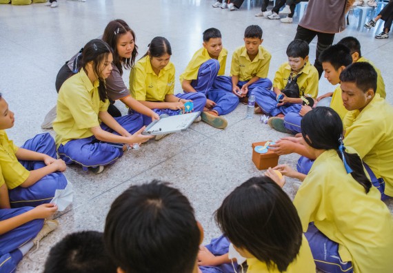ภาพกิจกรรม  คณะวิทยาศาสตร์และเทคโนโลยี ร่วมกับโรงเรียนสรรพวิทยาคม จัดโครงการพัฒนาการจัดการเรียนการสอนในห้องเรียนพิเศษวิทยาศาสตร์ คณิตศาสตร์ เข้มข้น (ISM)