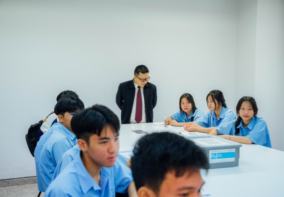 ภาพกิจกรรม คณะวิทยาศาสตร์และเทคโนโลยี ร่วมกับโรงเรียนคลองลานวิทยา จัดโครงการส่งเสริมและพัฒนาศักยภาพนักเรียนห้องเรียนพิเศษ