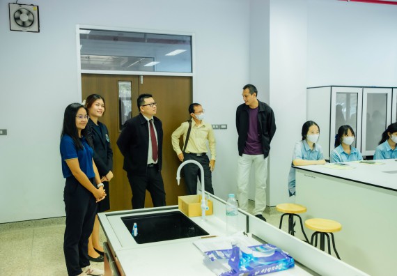 ภาพกิจกรรม คณะวิทยาศาสตร์และเทคโนโลยี ร่วมกับโรงเรียนคลองลานวิทยา จัดโครงการส่งเสริมและพัฒนาศักยภาพนักเรียนห้องเรียนพิเศษ