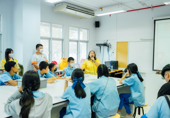 ภาพกิจกรรม คณะวิทยาศาสตร์และเทคโนโลยี ร่วมกับโรงเรียนคลองลานวิทยา จัดโครงการส่งเสริมและพัฒนาศักยภาพนักเรียนห้องเรียนพิเศษ