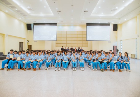 ภาพกิจกรรม คณะวิทยาศาสตร์และเทคโนโลยี ร่วมกับโรงเรียนคลองลานวิทยา จัดโครงการส่งเสริมและพัฒนาศักยภาพนักเรียนห้องเรียนพิเศษ