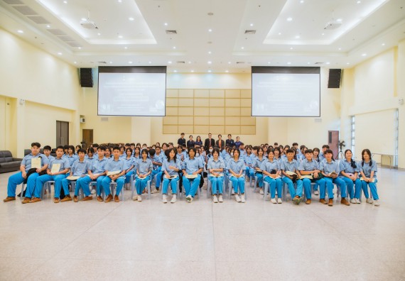 ภาพกิจกรรม คณะวิทยาศาสตร์และเทคโนโลยี ร่วมกับโรงเรียนคลองลานวิทยา จัดโครงการส่งเสริมและพัฒนาศักยภาพนักเรียนห้องเรียนพิเศษ