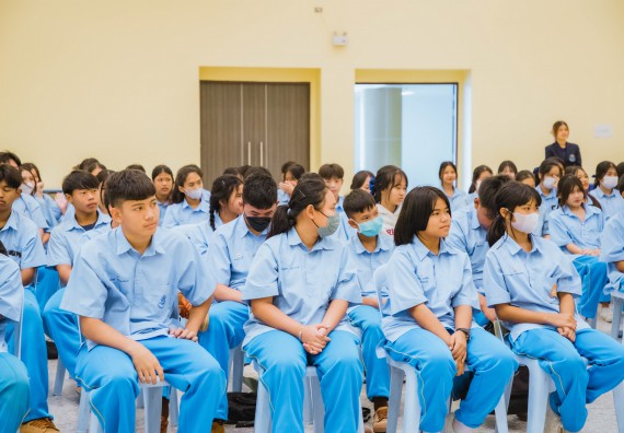 ภาพกิจกรรม คณะวิทยาศาสตร์และเทคโนโลยี ร่วมกับโรงเรียนคลองลานวิทยา จัดโครงการส่งเสริมและพัฒนาศักยภาพนักเรียนห้องเรียนพิเศษ