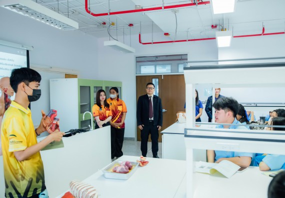 ภาพกิจกรรม คณะวิทยาศาสตร์และเทคโนโลยี ร่วมกับโรงเรียนคลองลานวิทยา จัดโครงการส่งเสริมและพัฒนาศักยภาพนักเรียนห้องเรียนพิเศษ