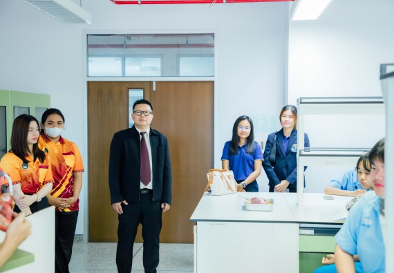 ภาพกิจกรรม คณะวิทยาศาสตร์และเทคโนโลยี ร่วมกับโรงเรียนคลองลานวิทยา จัดโครงการส่งเสริมและพัฒนาศักยภาพนักเรียนห้องเรียนพิเศษ