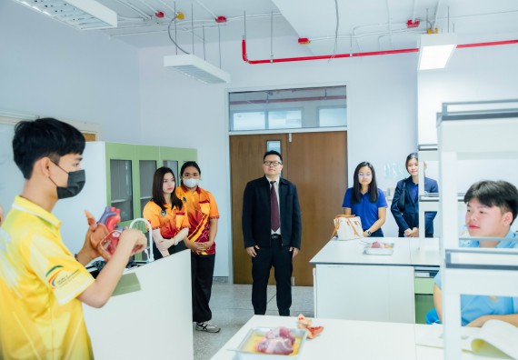 ภาพกิจกรรม คณะวิทยาศาสตร์และเทคโนโลยี ร่วมกับโรงเรียนคลองลานวิทยา จัดโครงการส่งเสริมและพัฒนาศักยภาพนักเรียนห้องเรียนพิเศษ