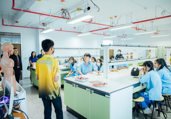 ภาพกิจกรรม คณะวิทยาศาสตร์และเทคโนโลยี ร่วมกับโรงเรียนคลองลานวิทยา จัดโครงการส่งเสริมและพัฒนาศักยภาพนักเรียนห้องเรียนพิเศษ