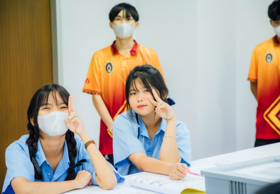 ภาพกิจกรรม คณะวิทยาศาสตร์และเทคโนโลยี ร่วมกับโรงเรียนคลองลานวิทยา จัดโครงการส่งเสริมและพัฒนาศักยภาพนักเรียนห้องเรียนพิเศษ