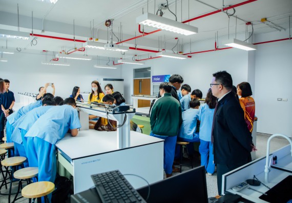 ภาพกิจกรรม คณะวิทยาศาสตร์และเทคโนโลยี ร่วมกับโรงเรียนคลองลานวิทยา จัดโครงการส่งเสริมและพัฒนาศักยภาพนักเรียนห้องเรียนพิเศษ