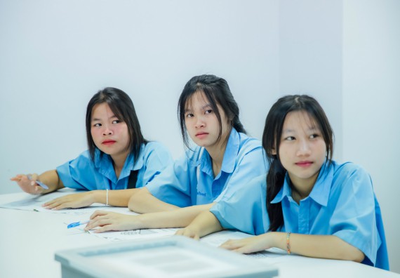 ภาพกิจกรรม คณะวิทยาศาสตร์และเทคโนโลยี ร่วมกับโรงเรียนคลองลานวิทยา จัดโครงการส่งเสริมและพัฒนาศักยภาพนักเรียนห้องเรียนพิเศษ