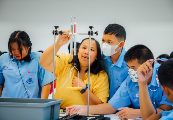 ภาพกิจกรรม คณะวิทยาศาสตร์และเทคโนโลยี ร่วมกับโรงเรียนคลองลานวิทยา จัดโครงการส่งเสริมและพัฒนาศักยภาพนักเรียนห้องเรียนพิเศษ