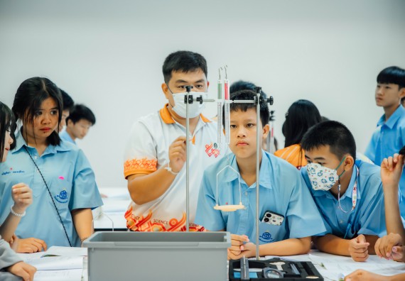 ภาพกิจกรรม คณะวิทยาศาสตร์และเทคโนโลยี ร่วมกับโรงเรียนคลองลานวิทยา จัดโครงการส่งเสริมและพัฒนาศักยภาพนักเรียนห้องเรียนพิเศษ