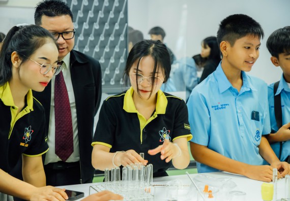 ภาพกิจกรรม คณะวิทยาศาสตร์และเทคโนโลยี ร่วมกับโรงเรียนคลองลานวิทยา จัดโครงการส่งเสริมและพัฒนาศักยภาพนักเรียนห้องเรียนพิเศษ