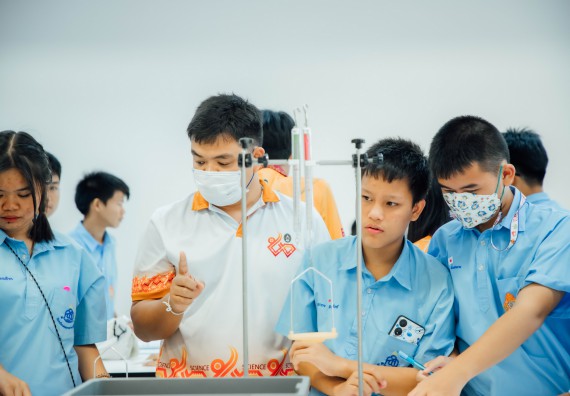 ภาพกิจกรรม คณะวิทยาศาสตร์และเทคโนโลยี ร่วมกับโรงเรียนคลองลานวิทยา จัดโครงการส่งเสริมและพัฒนาศักยภาพนักเรียนห้องเรียนพิเศษ