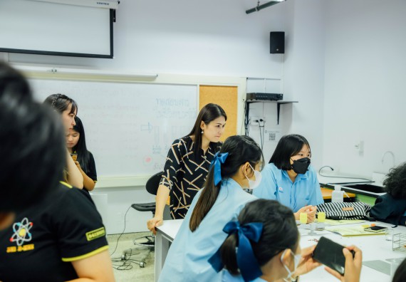 ภาพกิจกรรม คณะวิทยาศาสตร์และเทคโนโลยี ร่วมกับโรงเรียนคลองลานวิทยา จัดโครงการส่งเสริมและพัฒนาศักยภาพนักเรียนห้องเรียนพิเศษ