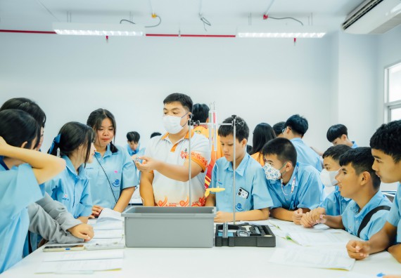 ภาพกิจกรรม คณะวิทยาศาสตร์และเทคโนโลยี ร่วมกับโรงเรียนคลองลานวิทยา จัดโครงการส่งเสริมและพัฒนาศักยภาพนักเรียนห้องเรียนพิเศษ