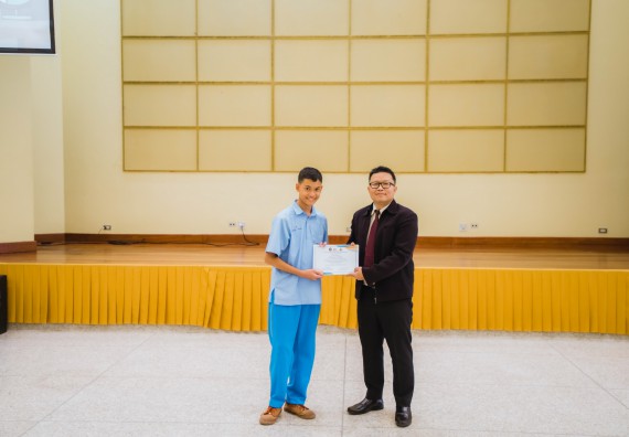 ภาพกิจกรรม คณะวิทยาศาสตร์และเทคโนโลยี ร่วมกับโรงเรียนคลองลานวิทยา จัดโครงการส่งเสริมและพัฒนาศักยภาพนักเรียนห้องเรียนพิเศษ