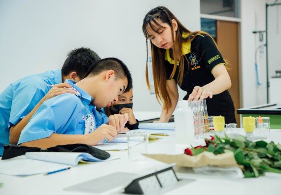 ภาพกิจกรรม คณะวิทยาศาสตร์และเทคโนโลยี ร่วมกับโรงเรียนคลองลานวิทยา จัดโครงการส่งเสริมและพัฒนาศักยภาพนักเรียนห้องเรียนพิเศษ