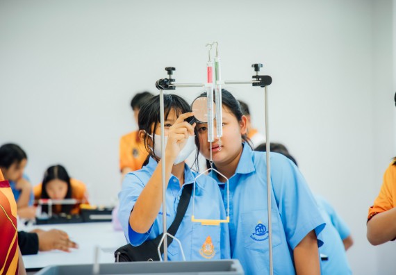 ภาพกิจกรรม คณะวิทยาศาสตร์และเทคโนโลยี ร่วมกับโรงเรียนคลองลานวิทยา จัดโครงการส่งเสริมและพัฒนาศักยภาพนักเรียนห้องเรียนพิเศษ