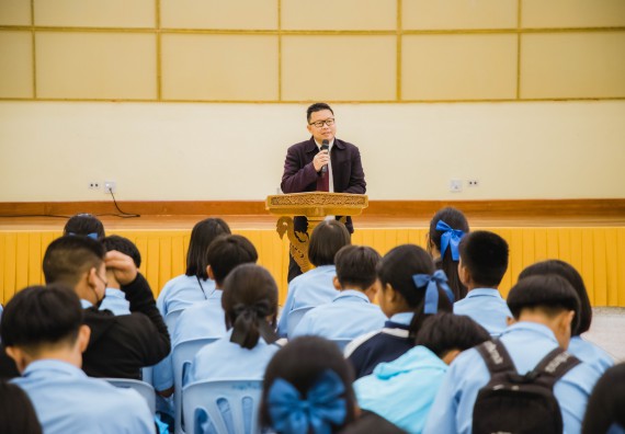 ภาพกิจกรรม คณะวิทยาศาสตร์และเทคโนโลยี ร่วมกับโรงเรียนคลองลานวิทยา จัดโครงการส่งเสริมและพัฒนาศักยภาพนักเรียนห้องเรียนพิเศษ
