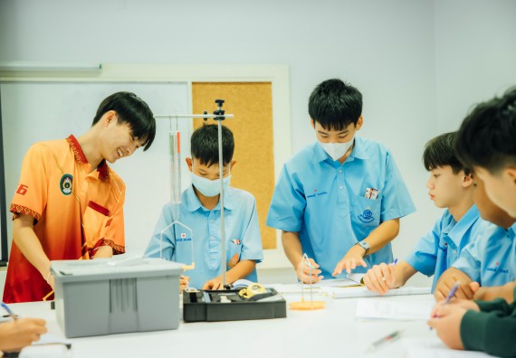 ภาพกิจกรรม คณะวิทยาศาสตร์และเทคโนโลยี ร่วมกับโรงเรียนคลองลานวิทยา จัดโครงการส่งเสริมและพัฒนาศักยภาพนักเรียนห้องเรียนพิเศษ