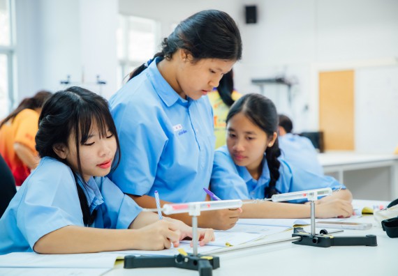 ภาพกิจกรรม คณะวิทยาศาสตร์และเทคโนโลยี ร่วมกับโรงเรียนคลองลานวิทยา จัดโครงการส่งเสริมและพัฒนาศักยภาพนักเรียนห้องเรียนพิเศษ