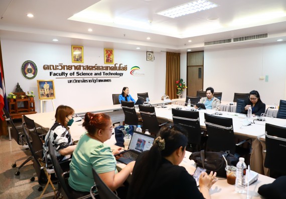 ภาพกิจกรรม  คณะวิทยาศาสตร์และเทคโนโลยี จัดโครงการการจัดการความรู้ด้านการวัดและประเมินผู้เรียนตามอนุกรมวิธานของบลูม และการใช้ Rubrics