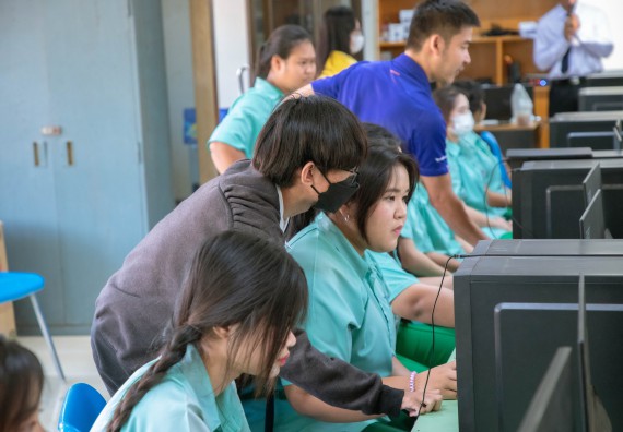 ภาพกิจกรรม   คณะวิทยาศาสตร์และเทคโนโลยี จัดค่ายวิทยาศาสตร์สัญจร ปีการศึกษา 2566  โรงเรียนลานกระบือวิทยา