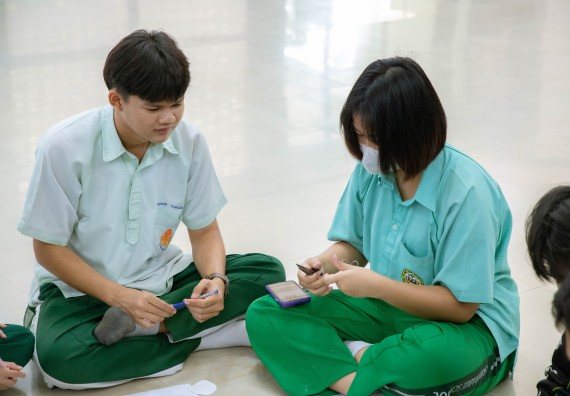 ภาพกิจกรรม   คณะวิทยาศาสตร์และเทคโนโลยี จัดค่ายวิทยาศาสตร์สัญจร ปีการศึกษา 2566  โรงเรียนลานกระบือวิทยา