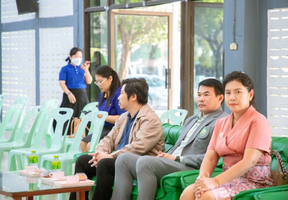 ภาพกิจกรรม   คณะวิทยาศาสตร์และเทคโนโลยี จัดค่ายวิทยาศาสตร์สัญจร ปีการศึกษา 2566  โรงเรียนลานกระบือวิทยา