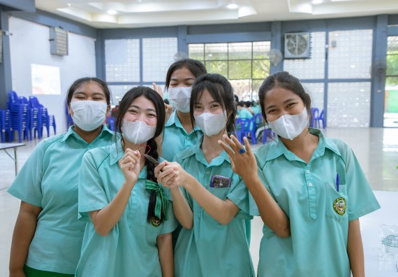 ภาพกิจกรรม   คณะวิทยาศาสตร์และเทคโนโลยี จัดค่ายวิทยาศาสตร์สัญจร ปีการศึกษา 2566  โรงเรียนลานกระบือวิทยา